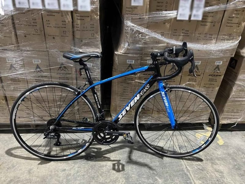 Bike urbain Seven Peaks Mantha 17" new in box - 3
