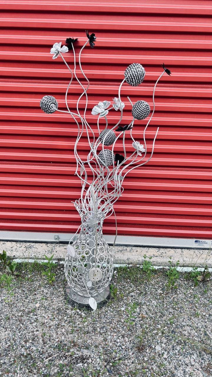 Modern Whimsical Silver Metal Floral Floor Lamp with Wire-Mesh Spheres · #21